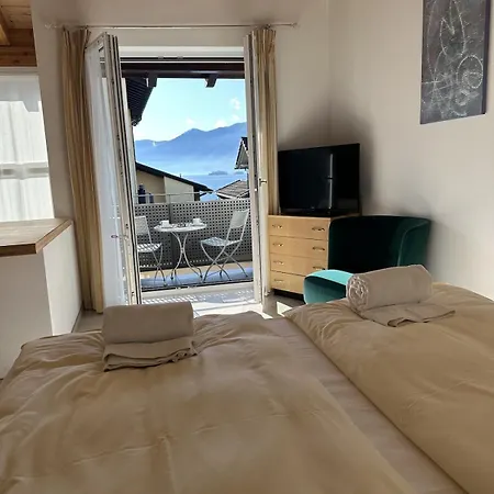 Apartamento Bright Studio, Just Steps To The